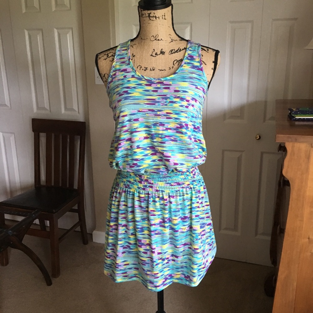 Mossimo sleeveless halter-style dress size SMALL